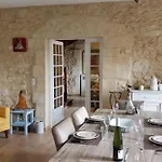 Nyaraló Domaine De Larroucau