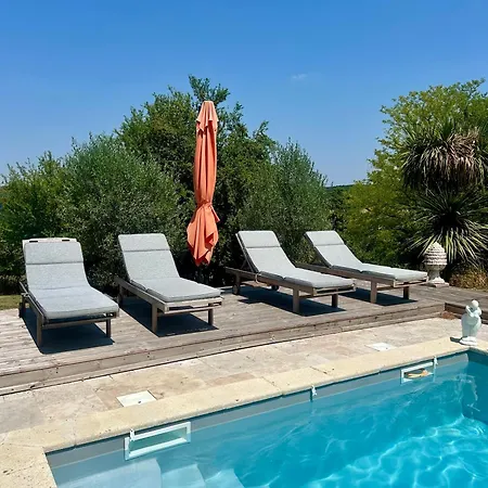 Domaine De Larroucau *