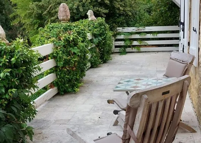 Сasa de vacaciones Domaine De Larroucau *